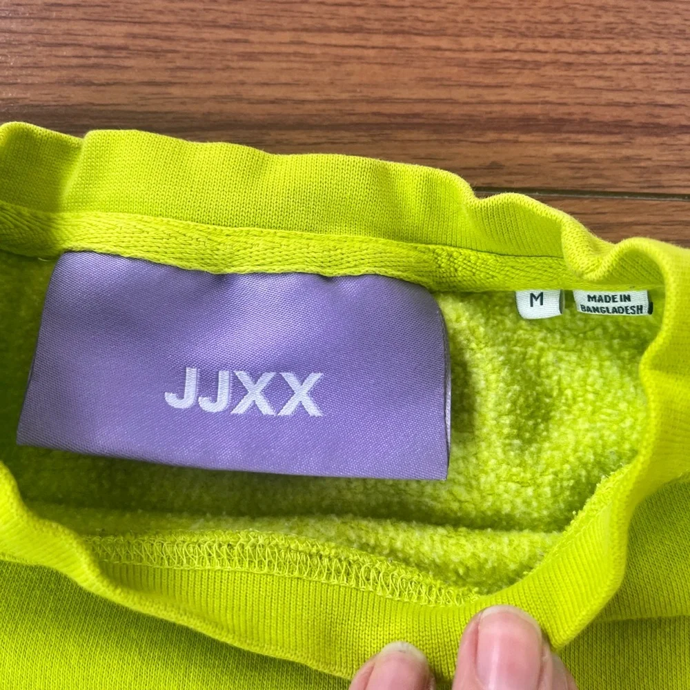JJXX Womens Bright Green Long Sleeve Crop shirt - Picture 2 of 10